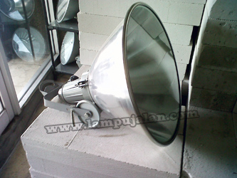 Lampu Sorot Model Corong Mercury HPLN  1000 Watt